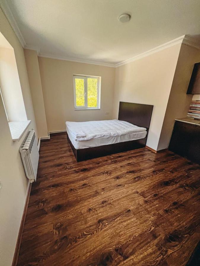 Apartaments Tsaghkadzor Hrazdan Ngoại thất bức ảnh